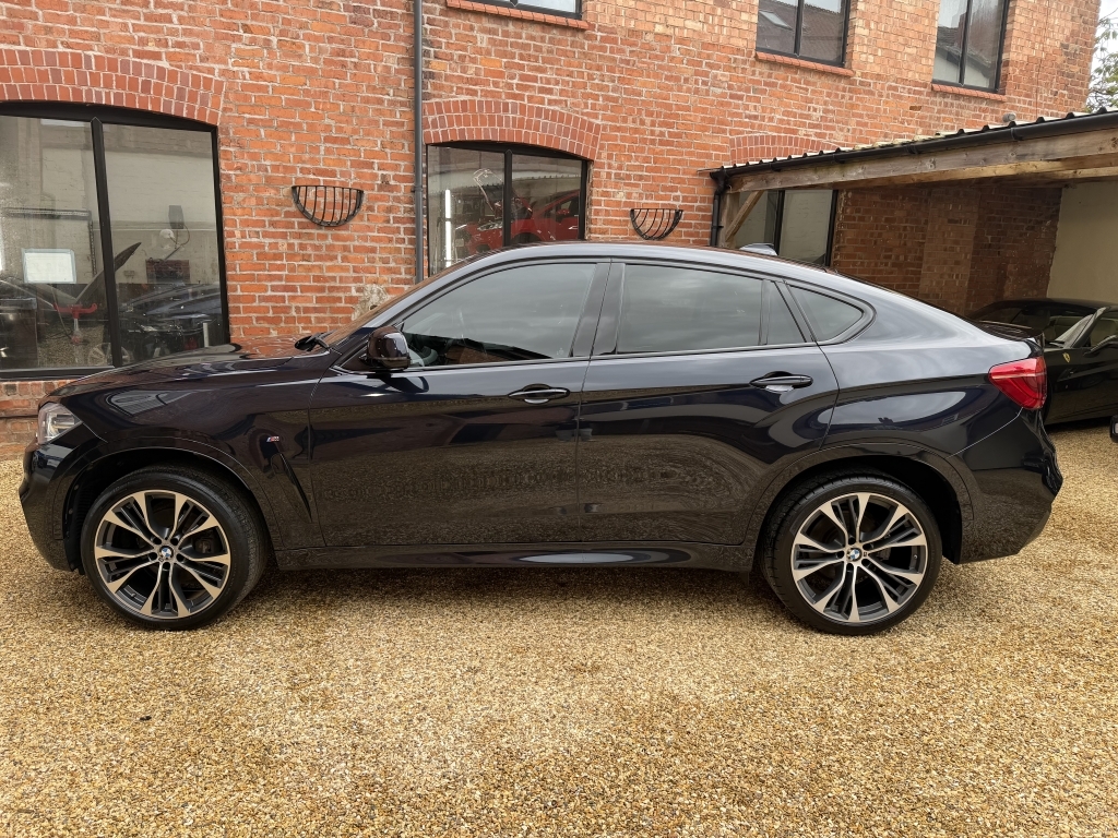 BMW X6 Coupe 3.0 Xdrive30d M Sport Black #3