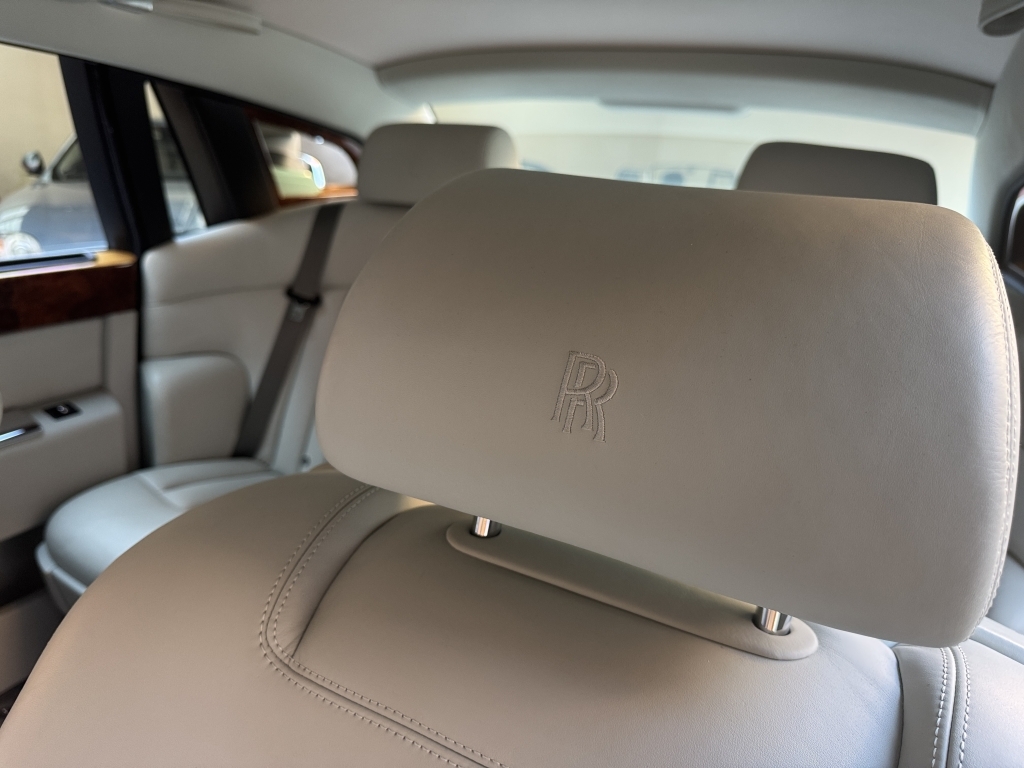 Rolls-Royce Phantom 2007 Phantom Grey #22