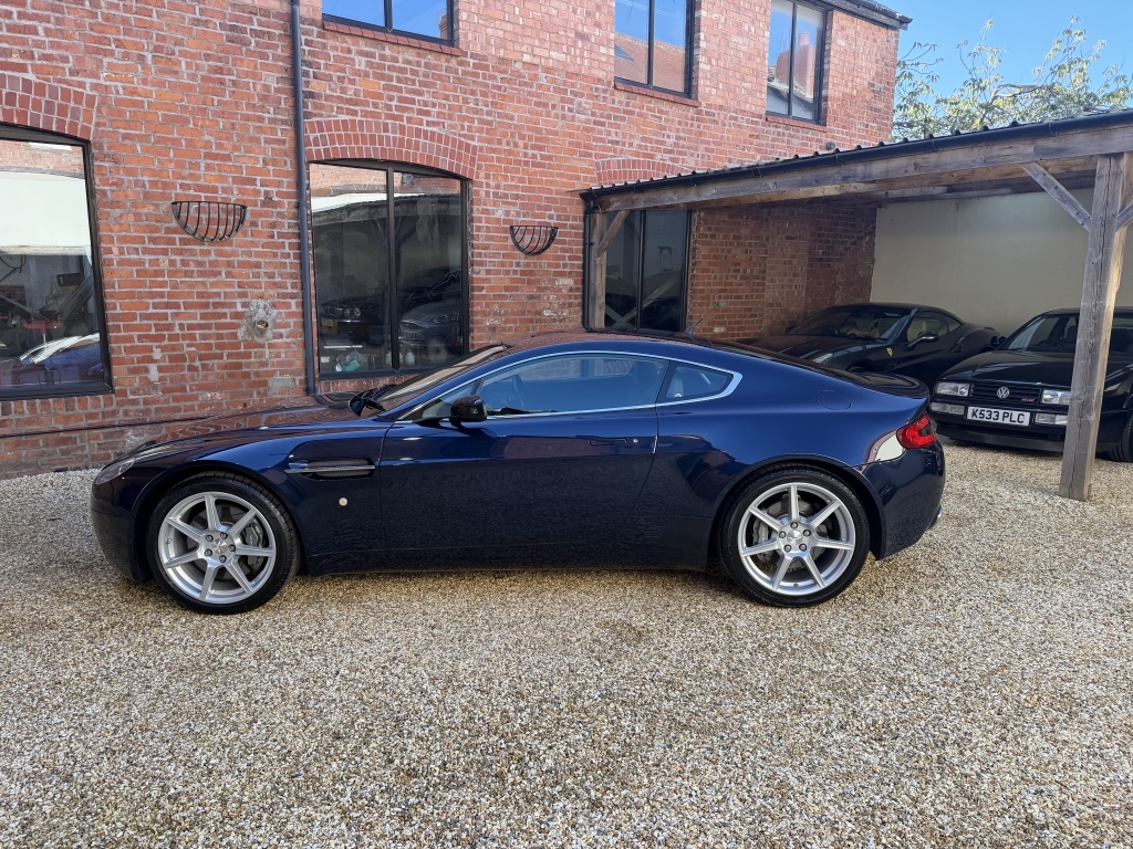 Aston Martin Vantage Coupe 4.3 V8 Blue #2