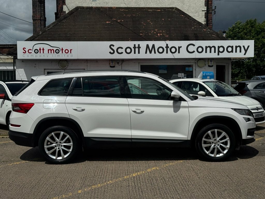 Skoda Kodiaq 1.5L Se White #6