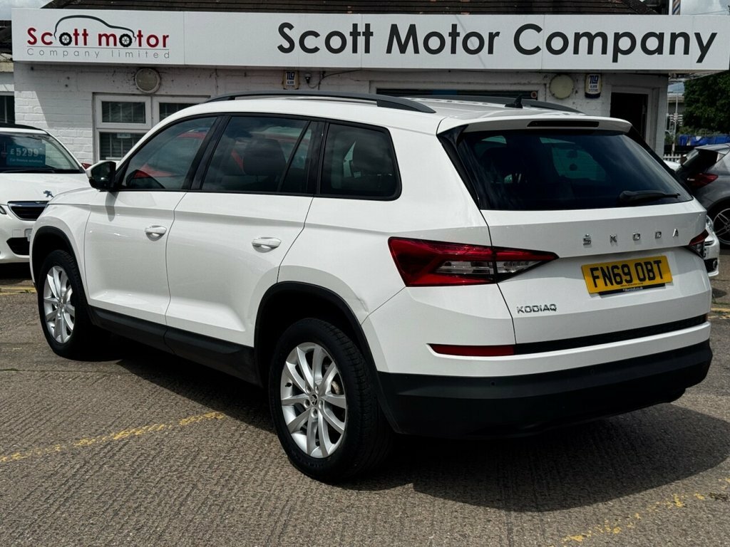 Skoda Kodiaq 1.5L Se White #2