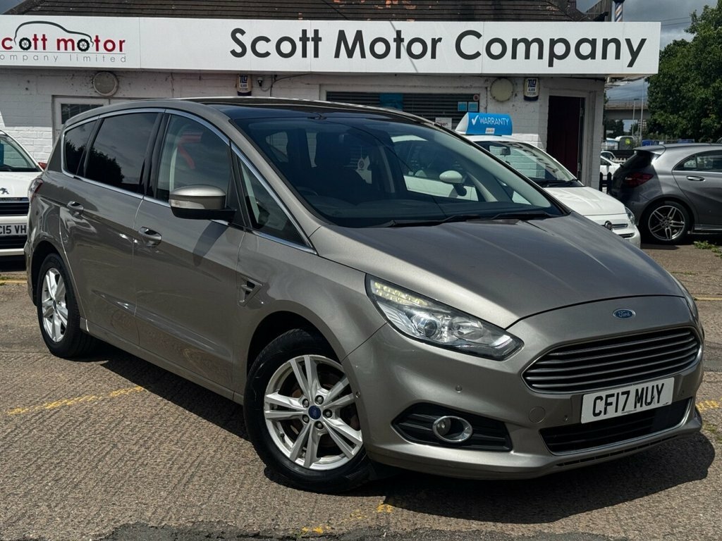 Ford S-Max 2L Titanium Silver