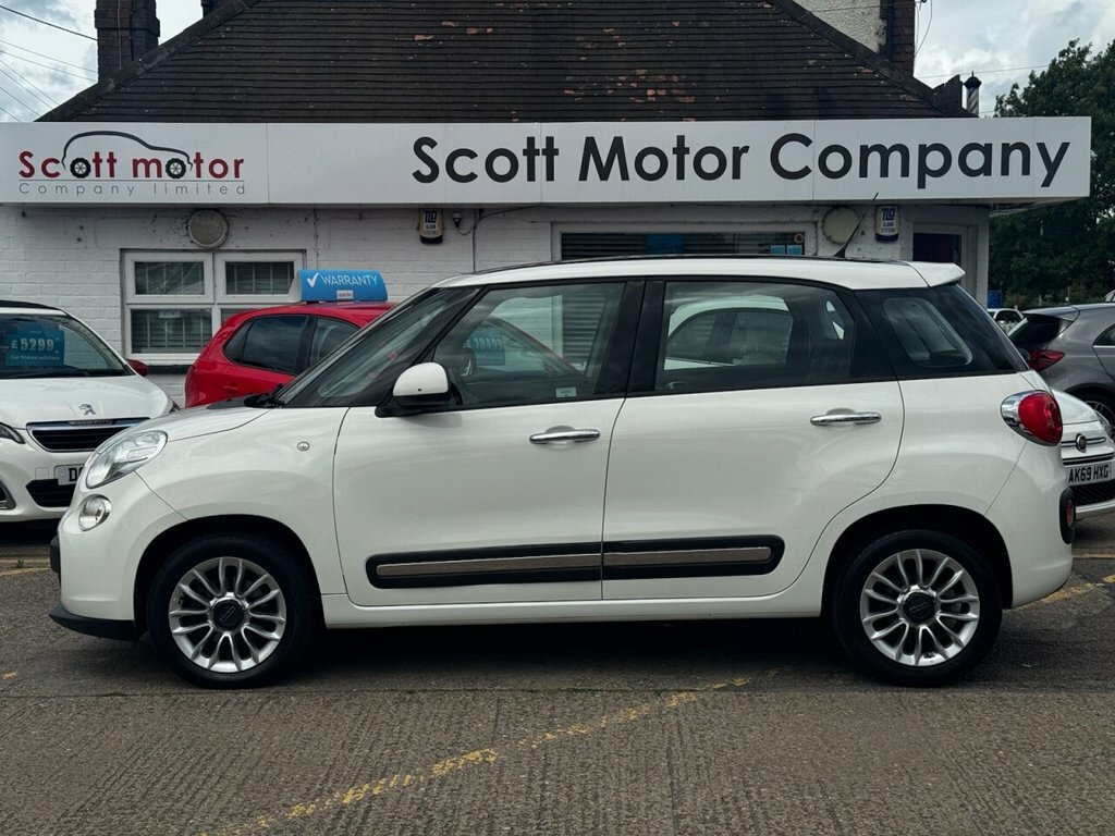 Fiat 500L 1.3L Lounge White #5