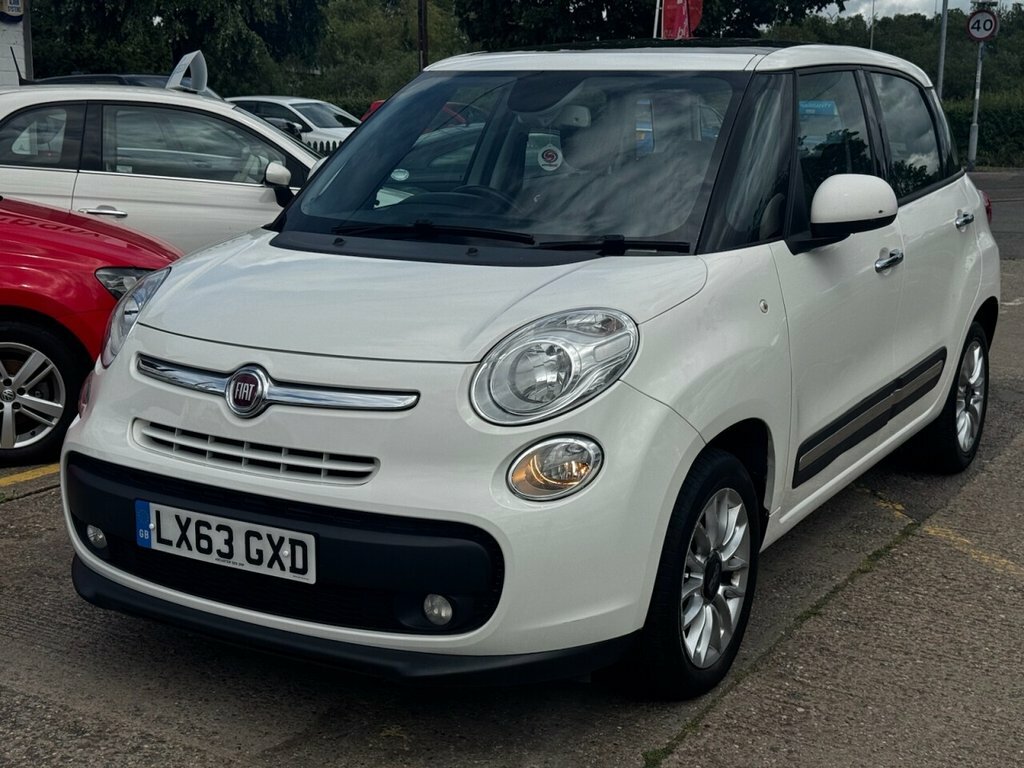 Fiat 500L 1.3L Lounge White #4