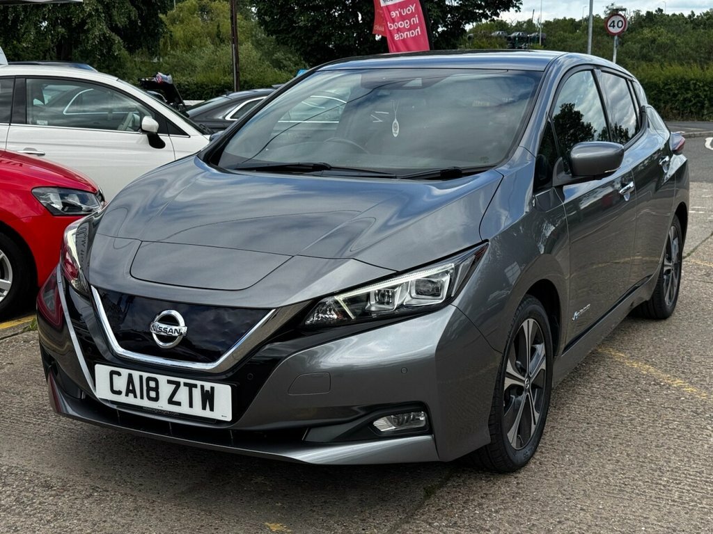 Nissan Leaf Hatchback Grey #4