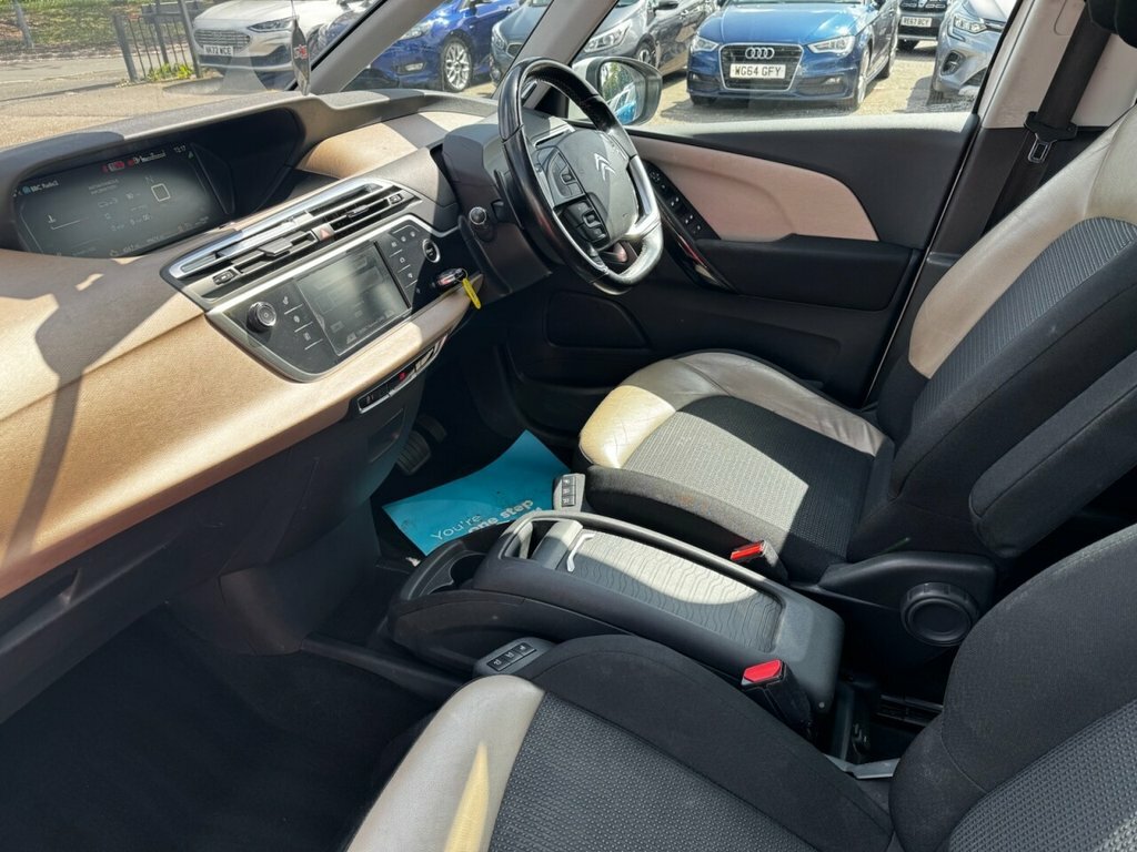 Citroen Grand C4 SpaceTourer Exclusive White #3