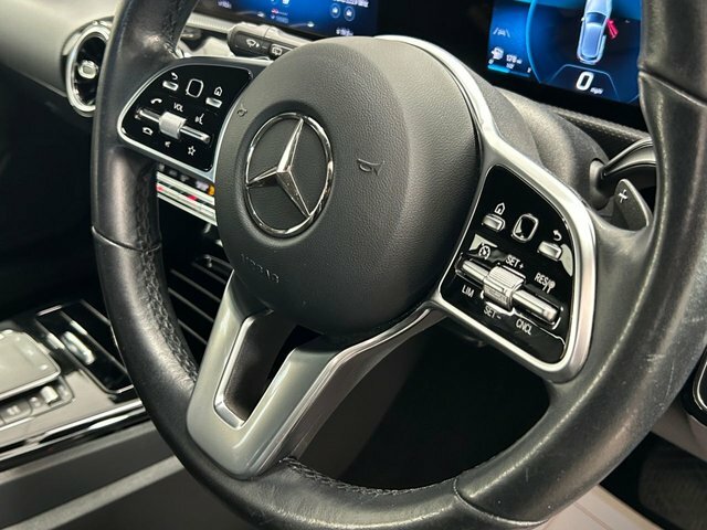 Mercedes-Benz A Class A 200 Amg Line Executive Silver #12