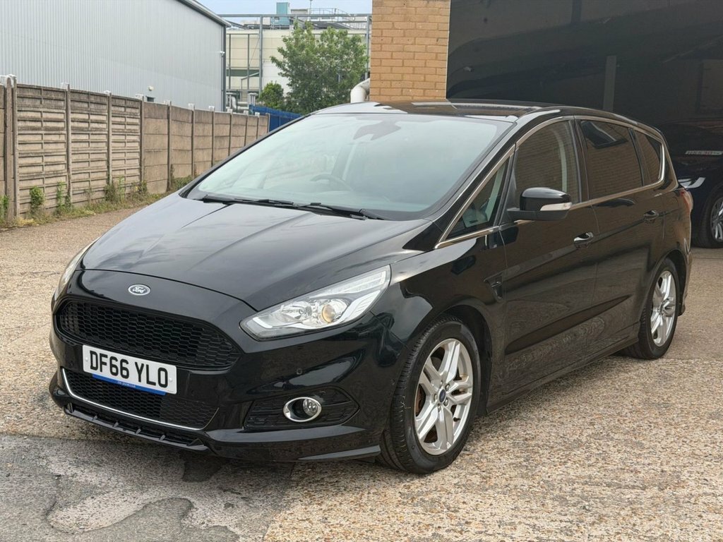 Ford S-Max 2L Titanium Sport Black #4