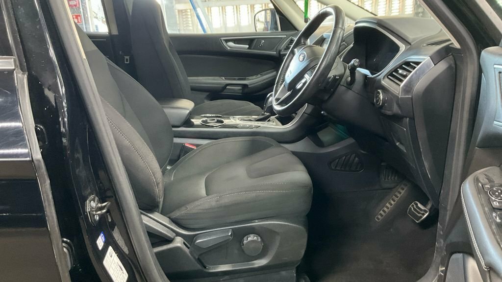 Ford S-Max 2L Titanium Sport Black #3