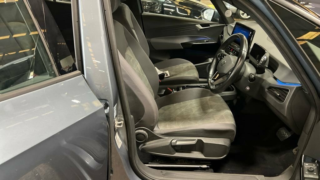Volkswagen ID.3 Hatchback Blue #9