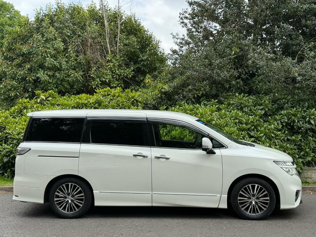 Nissan Elgrand 2014 White #5