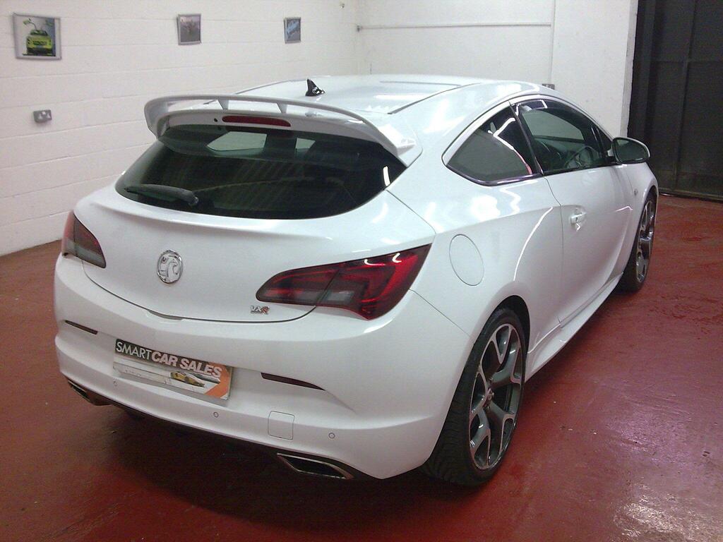 Vauxhall Astra GTC Coupe Red #7
