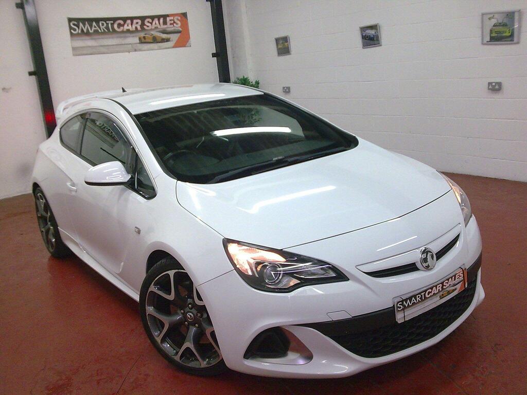 Vauxhall Astra GTC Coupe Red #17