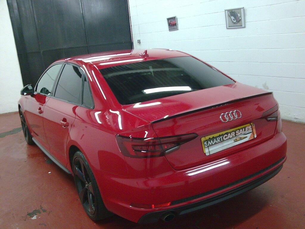Audi A4 Black Edition Red #6