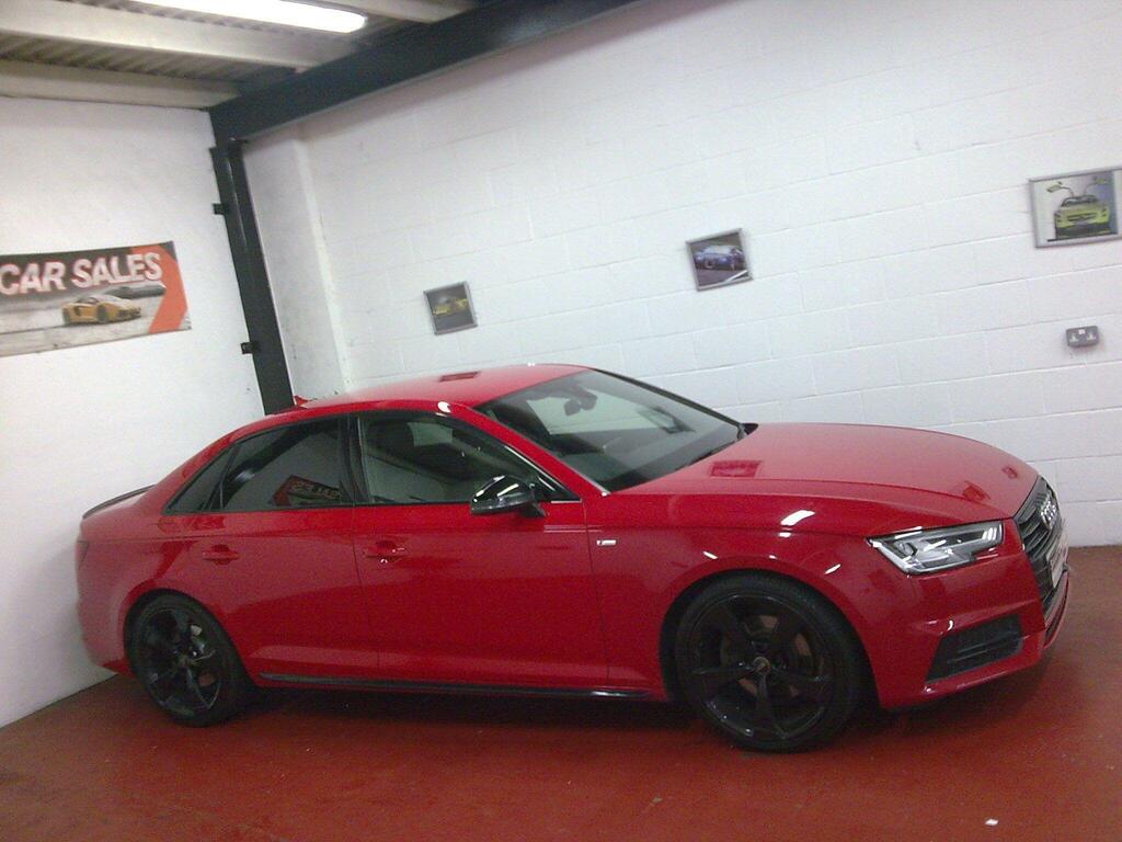 Audi A4 Black Edition Red #3