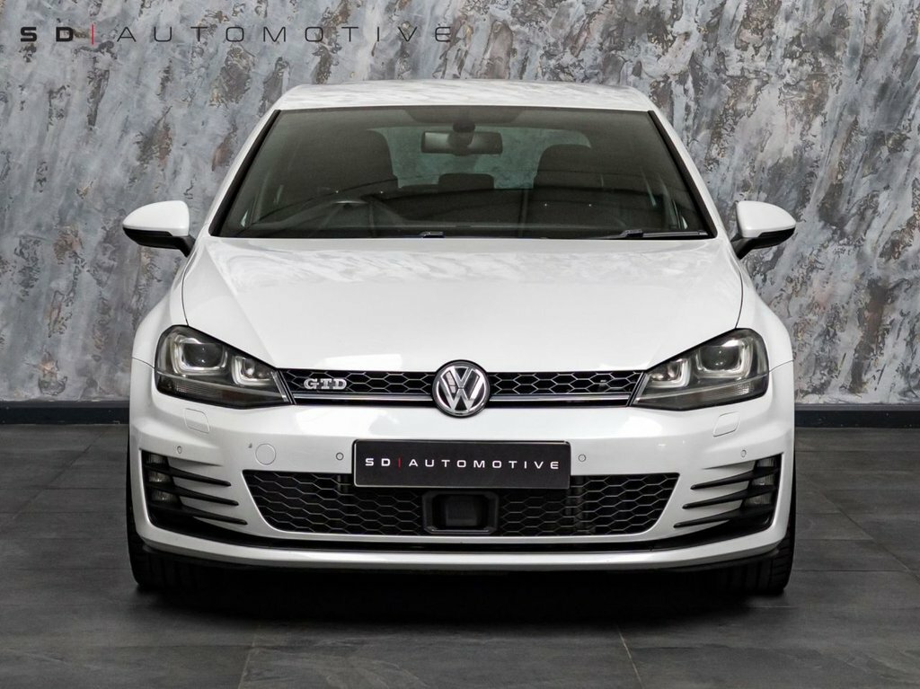 Volkswagen Golf 2L Gtd SY65GTD White #2