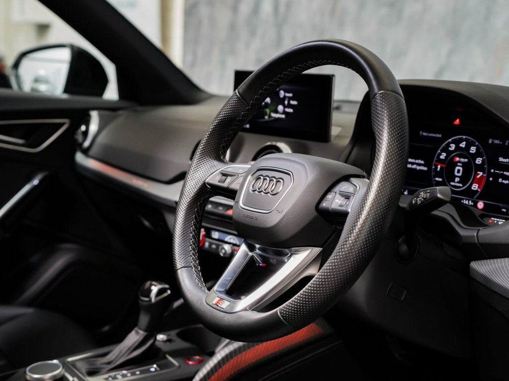 Audi SQ2 Black Edition Tfsi 300 Ps S Tronic Blue #17