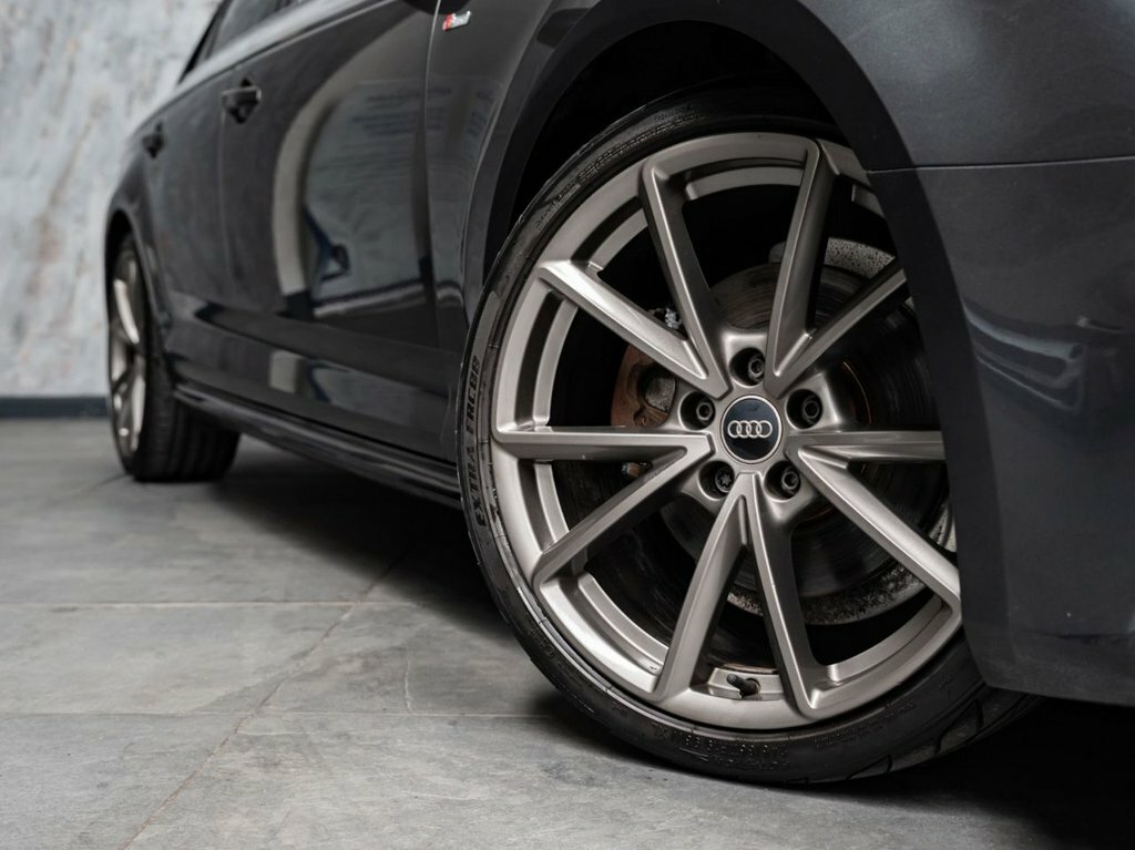 Audi A4 1.4L Black Edition Grey #5