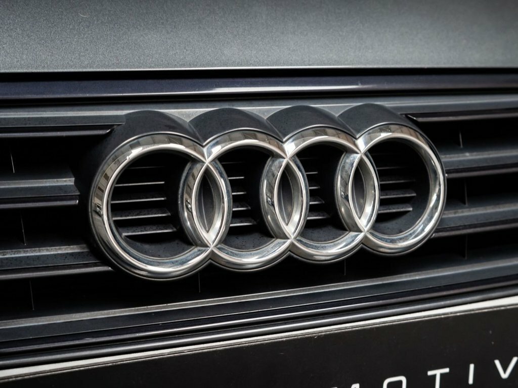 Audi A4 1.4L Black Edition Grey #4