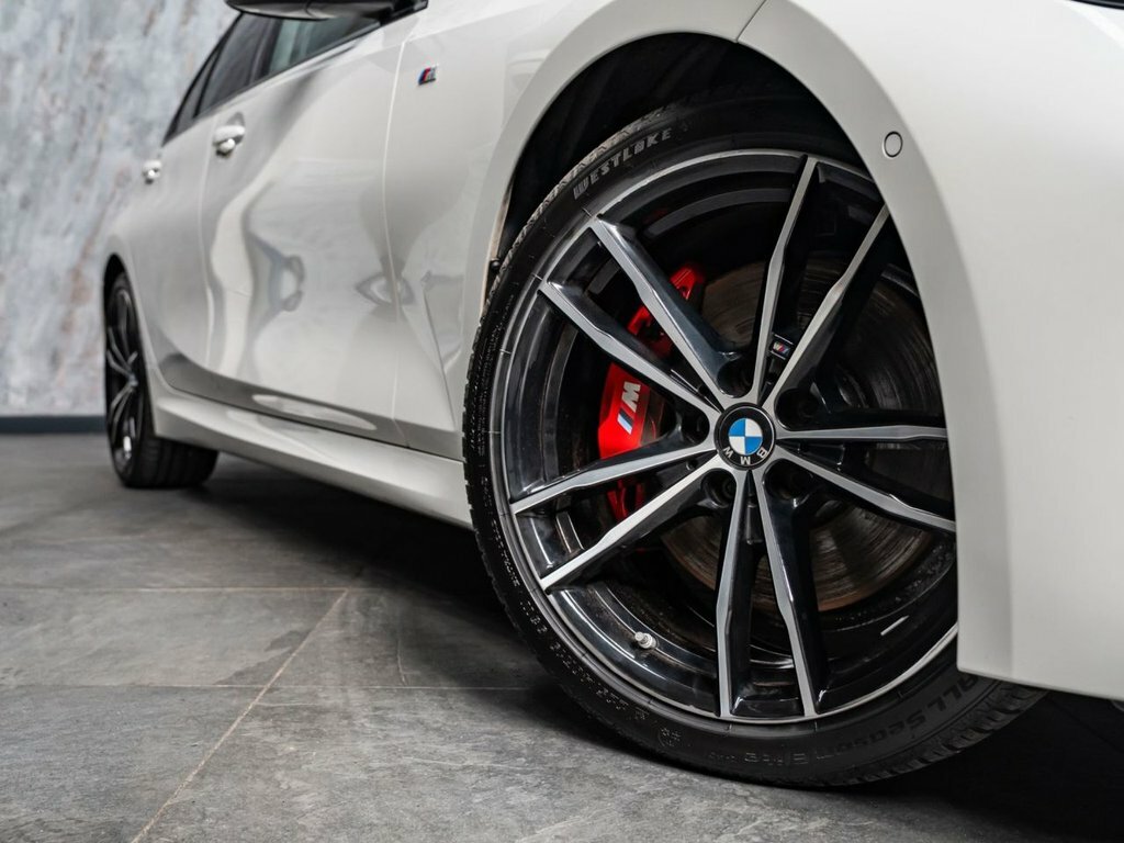 BMW 3 Series 2L M Sport YH24VTO White #5