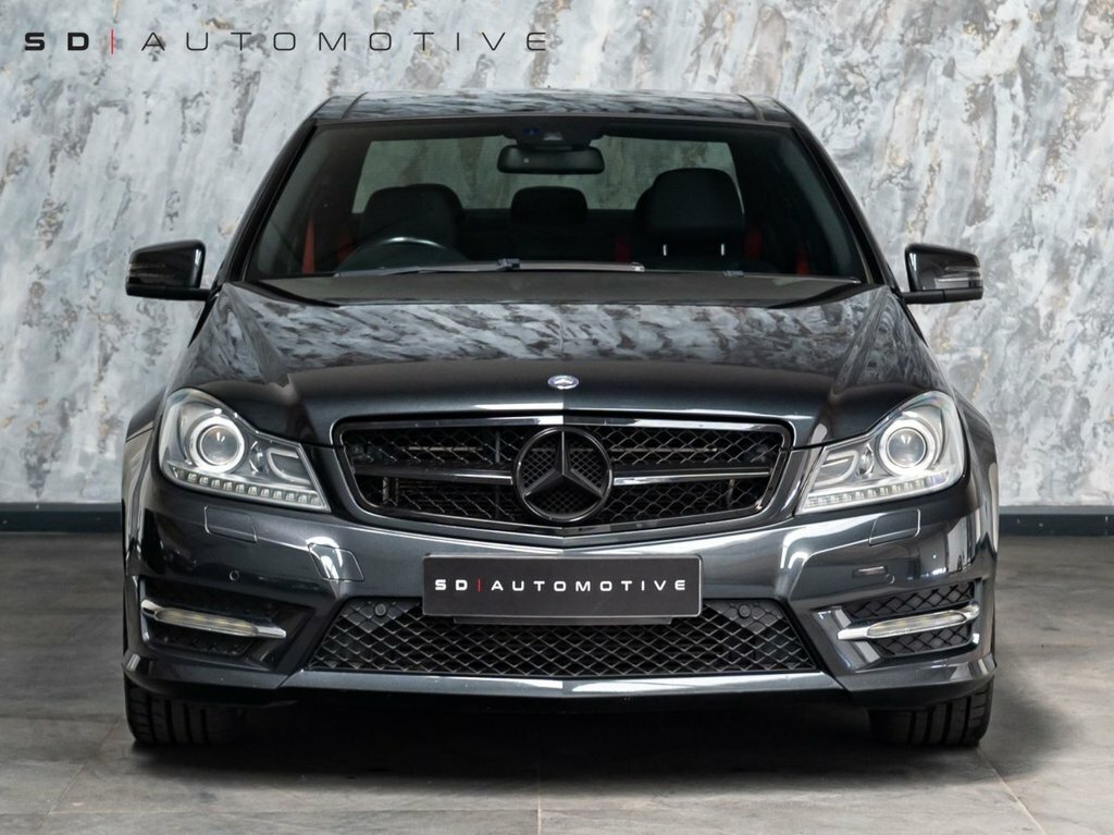 Mercedes-Benz C Class 2.1L Amg Sport Plus Black #2