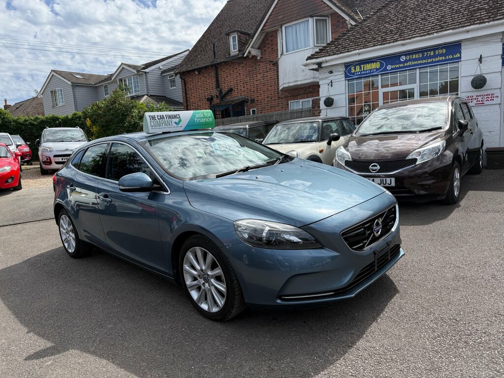 Volvo V40 Hatchback Blue