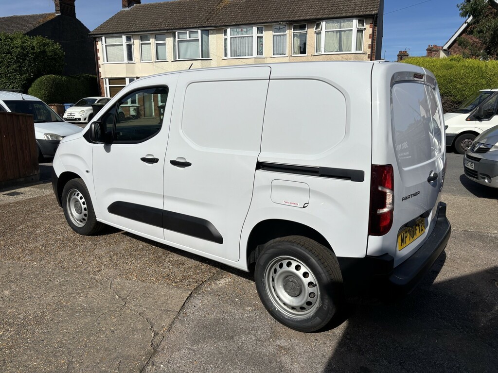 Peugeot Partner 1.5 Partner Pv Pro-premium Std 1000 Bhdi 100 Ss White #3
