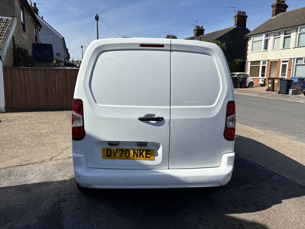Vauxhall Combo 1.6 Turbo D 2300 Sportive White #4