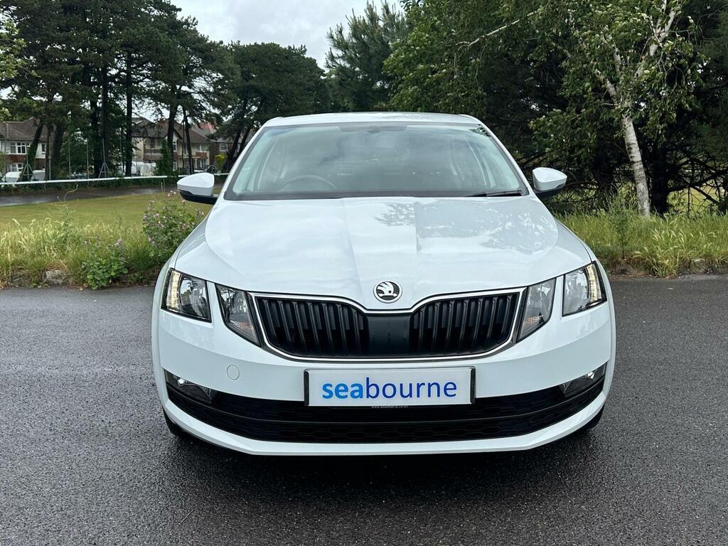 Skoda Octavia 1.5 Tsi Act Se Euro 6 Ss 201767 White #2