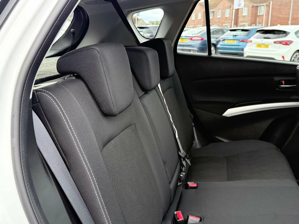 Suzuki SX4 S Cross Hatchback Black #18