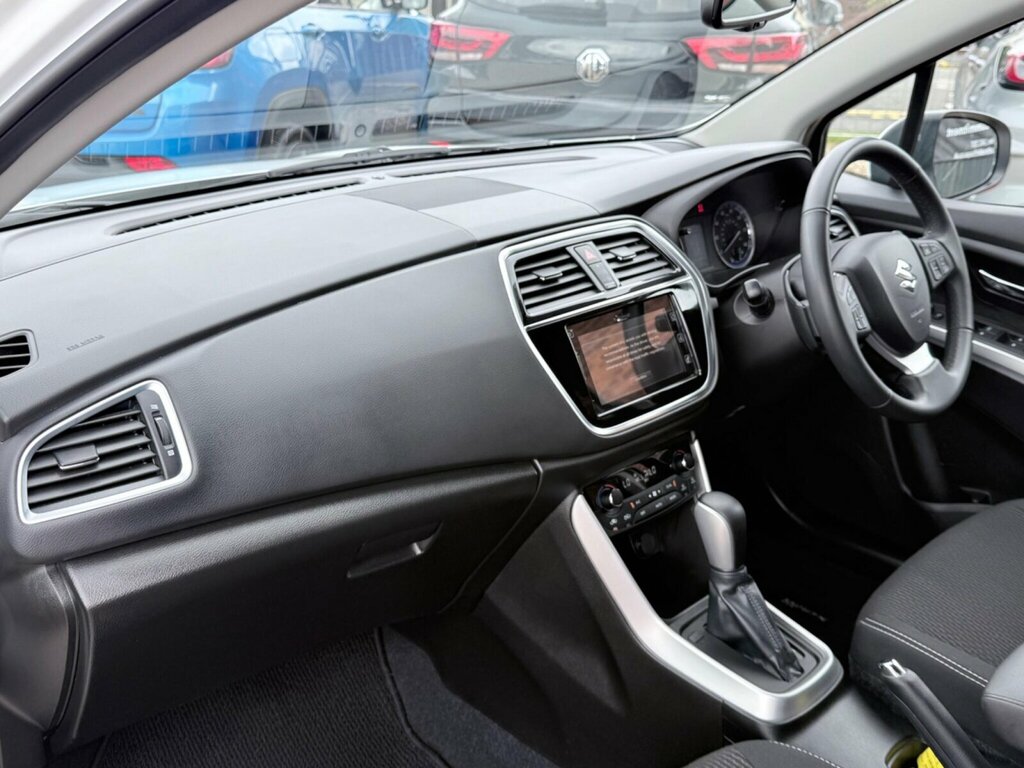 Suzuki SX4 S Cross Hatchback Black #9