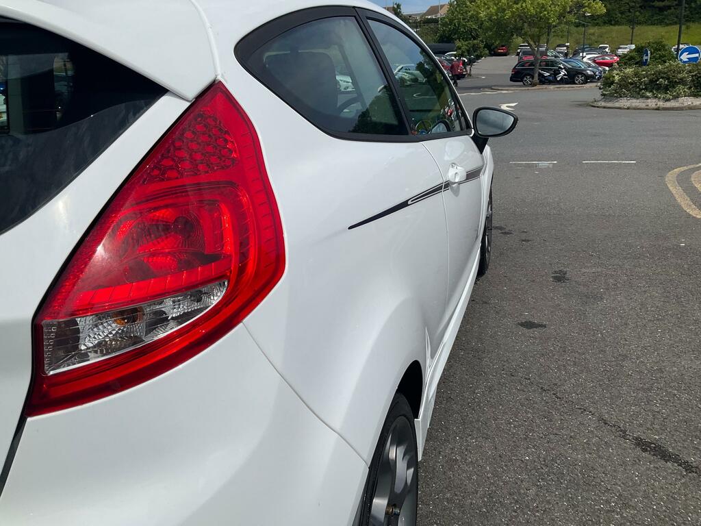 Ford Fiesta 1.6 S1600 Hatchback 134 Gkm, 1 White #6