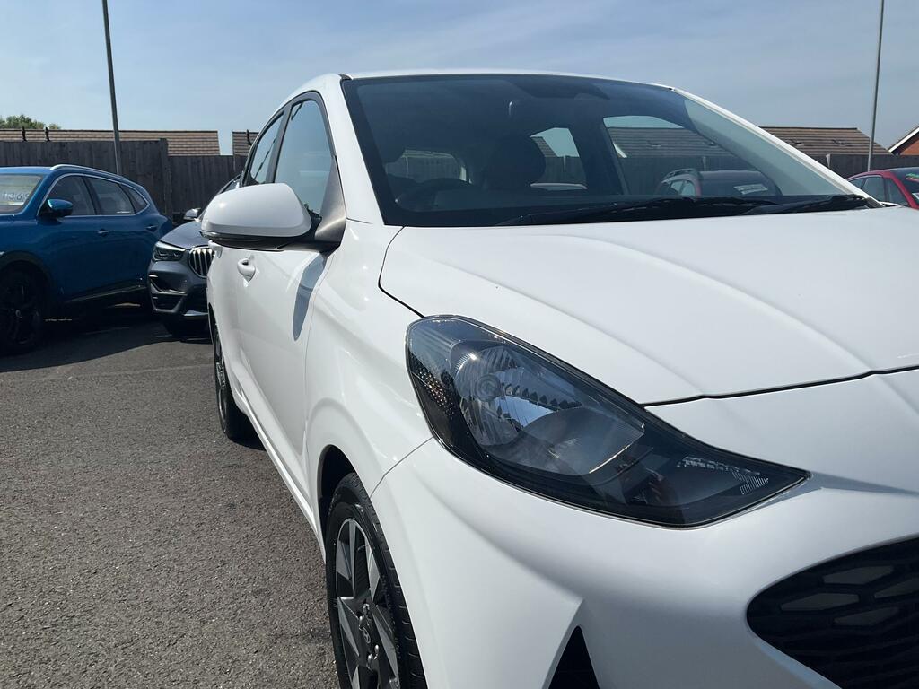 Hyundai I10 1.0 Advance Hatchback Euro 6 Ss White #3