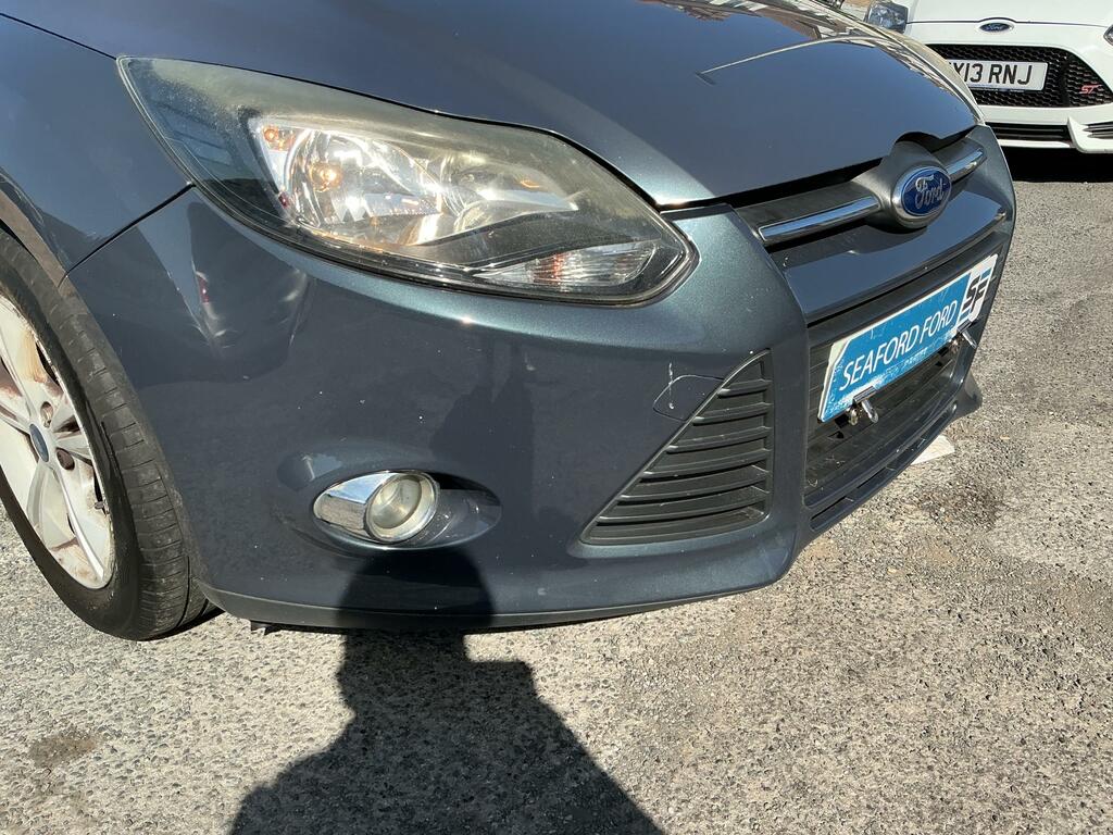 Ford Focus 1.6 Zetec Hatchback Euro 5 105 Grey #2