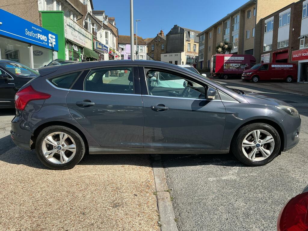 Ford Focus 1.6 Zetec Hatchback Euro 5 105 Grey #5