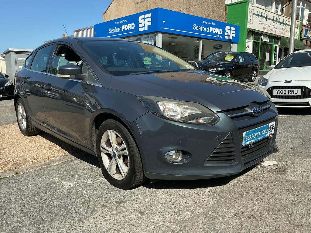 Ford Focus 1.6 Zetec Hatchback Euro 5 105 Grey