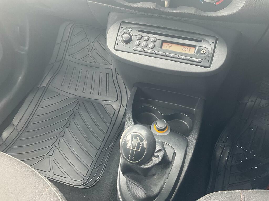 Renault Twingo Gt Black #20