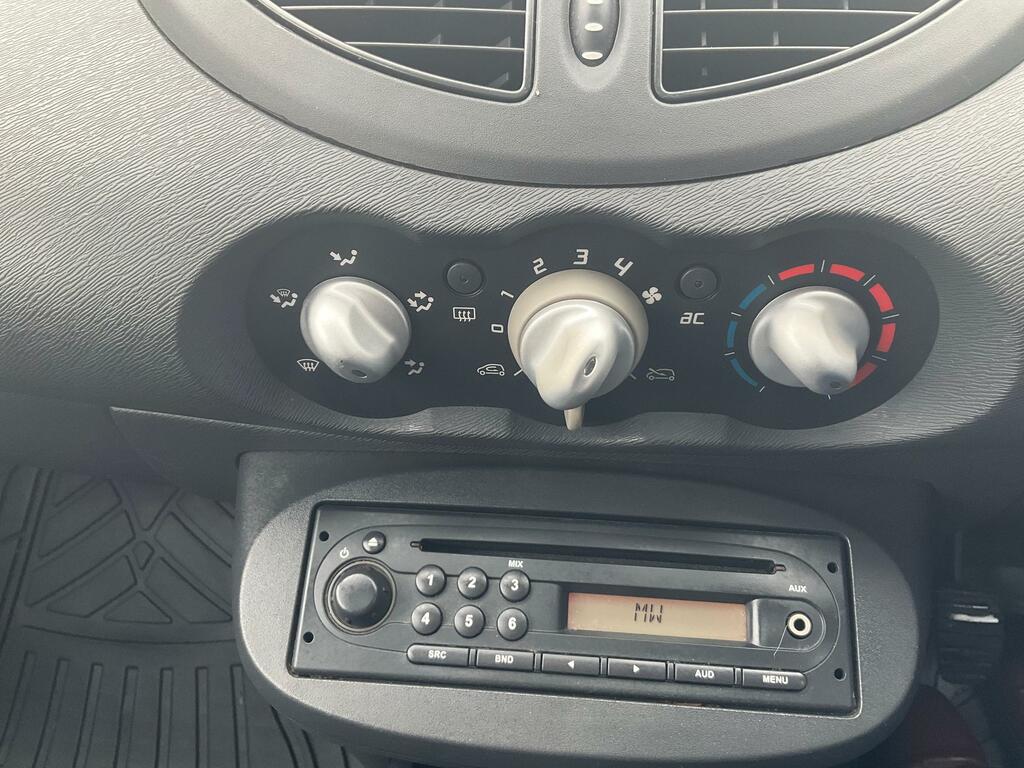 Renault Twingo Gt Black #21