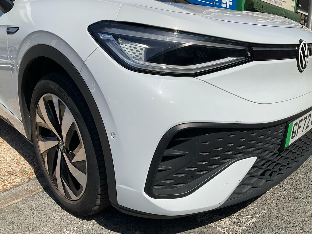 Volkswagen ID.5 Pro Performance 77Kwh Style Suv White #2