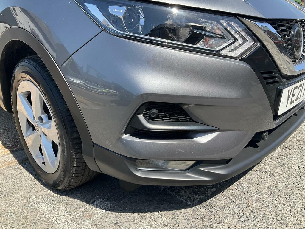 Nissan Qashqai 1.3 Dig-t Acenta Premium Suv Dct E YE21HGK Grey #2