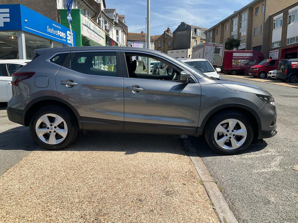 Nissan Qashqai 1.3 Dig-t Acenta Premium Suv Dct E YE21HGK Grey #5