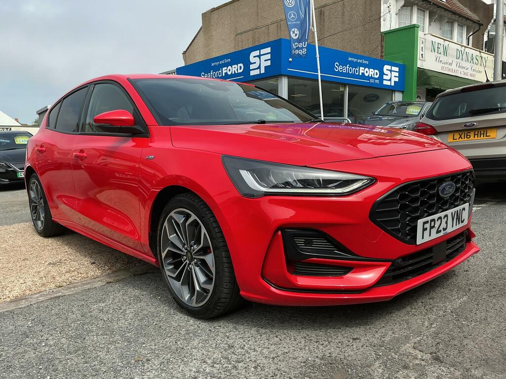 Ford Focus 1.0T Ecoboost St-line X Hatchback Manua Red