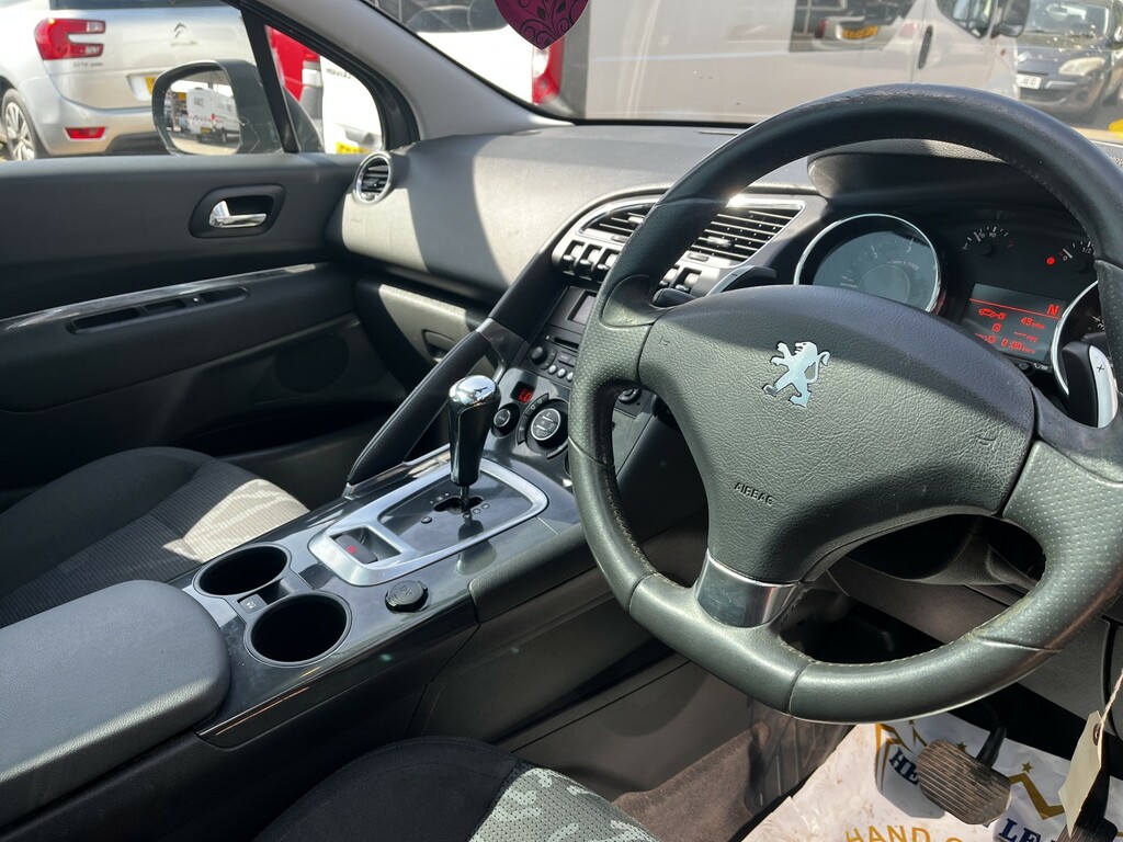 Peugeot 3008 Hatchback E Blue #25