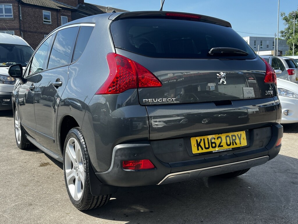 Peugeot 3008 1.6 E-hdi Allure Grey #4