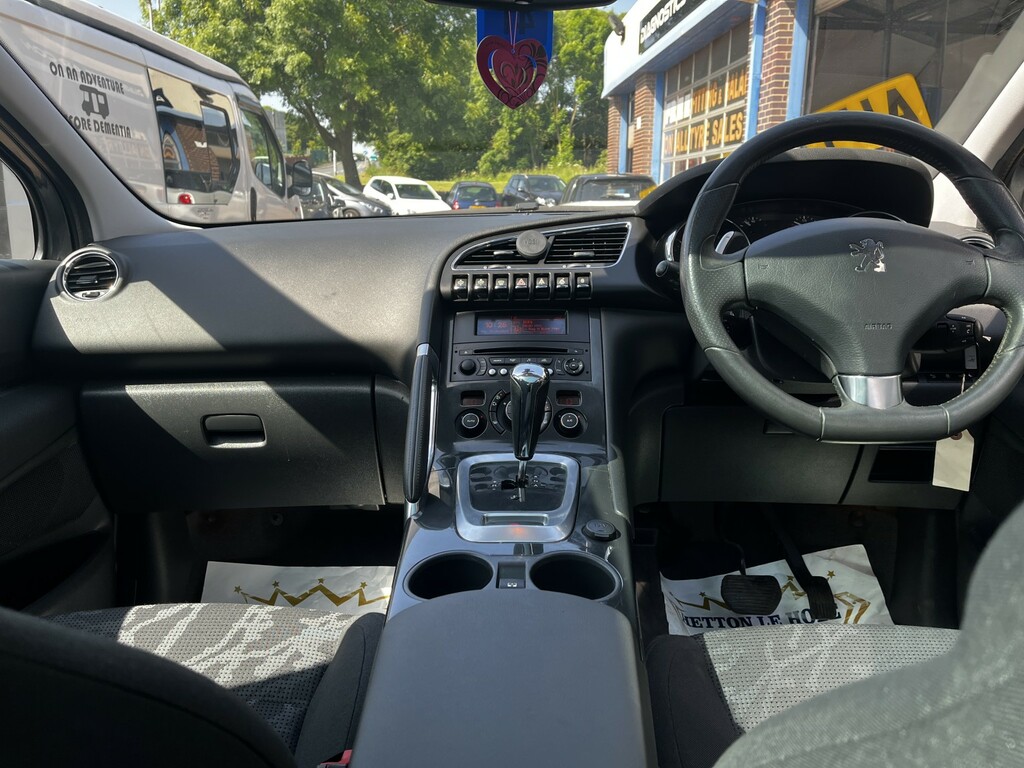 Peugeot 3008 Hatchback E Blue #28