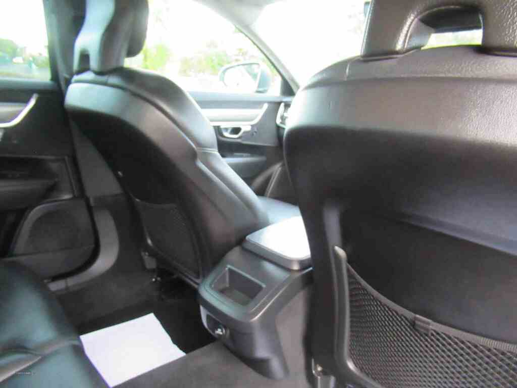Volvo S90 2.0 D4 Momentum Geartronic DX68GYJ Grey #5