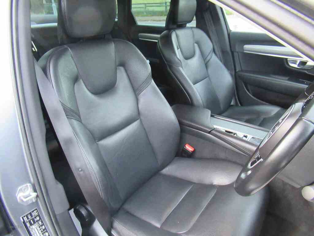 Volvo S90 2.0 D4 Momentum Geartronic DX68GYJ Grey #3