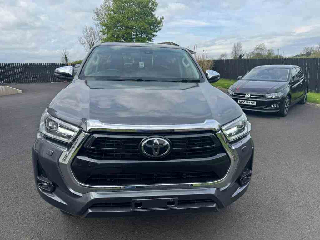Toyota HILUX Invincible Dcab Pick Up 2.8 D-4d OJI190 #5