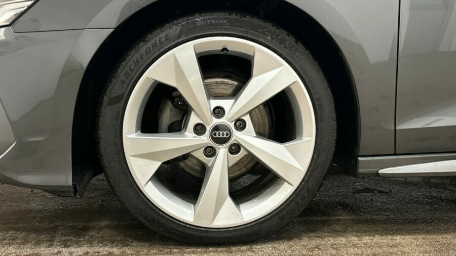 Audi A3 Sportback S-line 35 Tdi S-tronic AV23YNJ #4