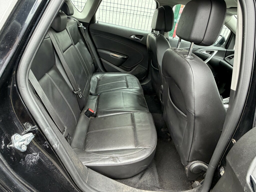 Vauxhall Astra 2.0 Cdti Elite 201060 ST60EPD Black #3